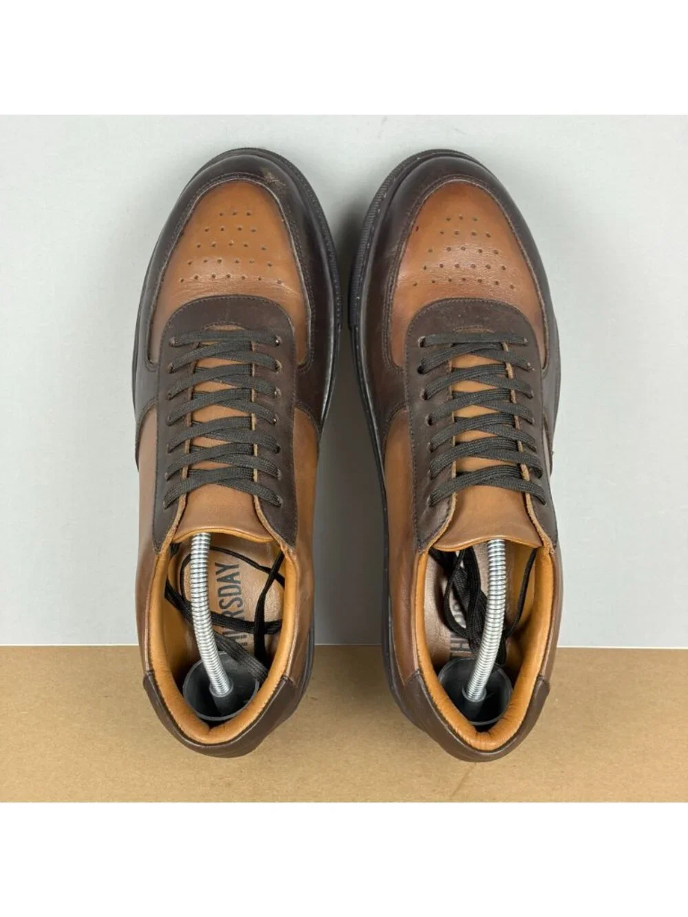Thursday Everyday Court Low Top Leather Shoes Mens 8 Brown Two Tone